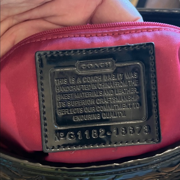 Beautiful Coach Poppy Black Quilted Patent Leather Shoulder Bag - Picture 13 of 13